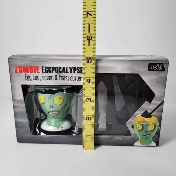 Noki Zombie Eggpocalypse Egg Cup, Spoon, Toast Cutter Gift Set - Picture 7 of 7
